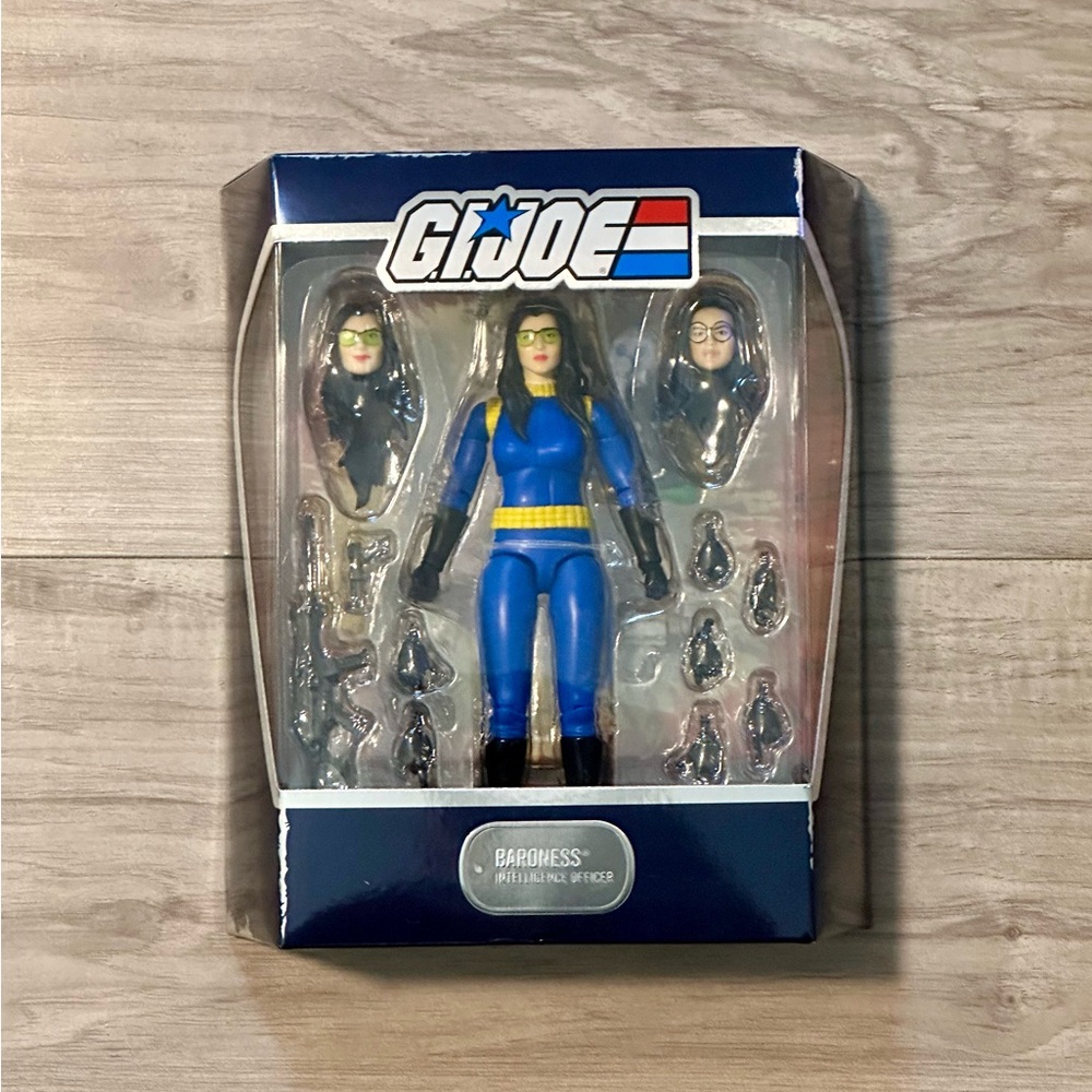 Super 7 G.I. Joe Ultimates Series 2 Blue Suit Baroness 7" Figure Sealed